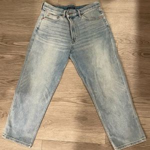 Lucky Brand Jeans Relaxed Taper Size 10/30